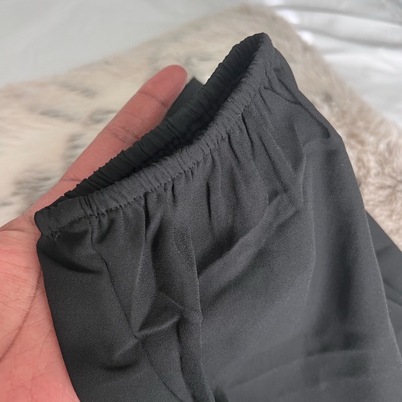 ❌SOLD❌NWT J Crew off shoulder blouse. No flaws! - Picture 6 of 8